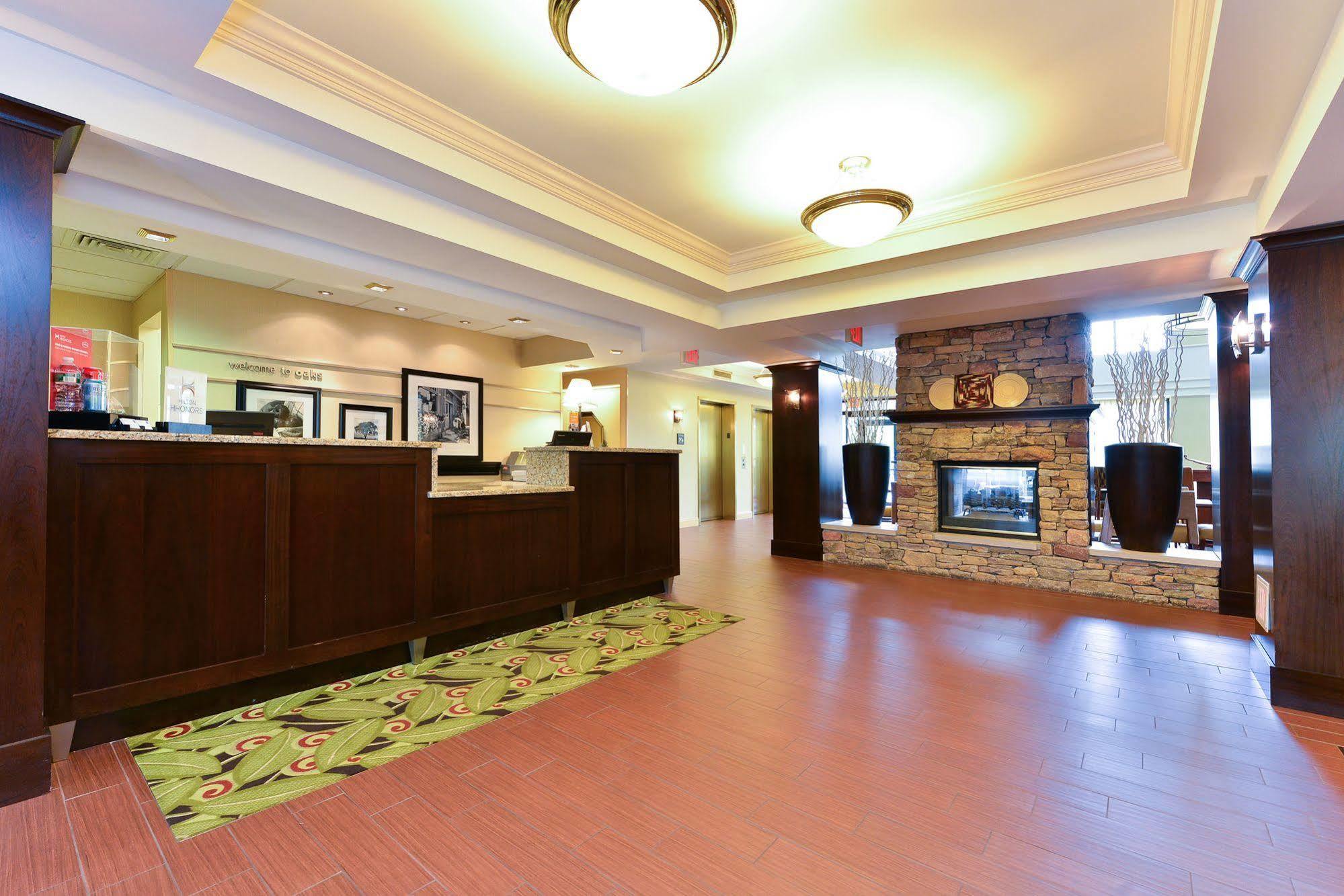 Hampton Inn & Suites Valley Forge/Oaks Phoenixville Exterior foto