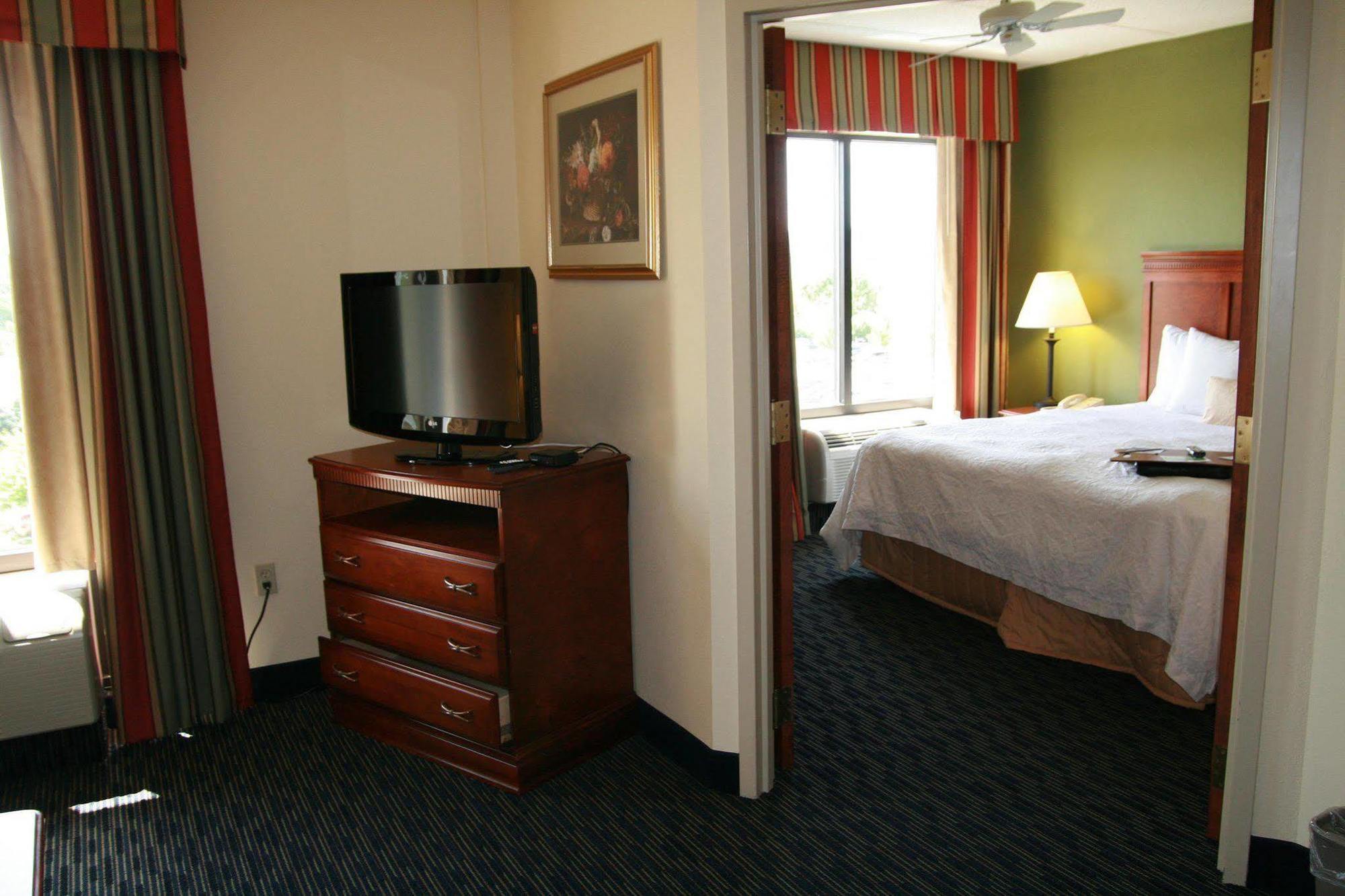 Hampton Inn & Suites Valley Forge/Oaks Phoenixville Habitación foto