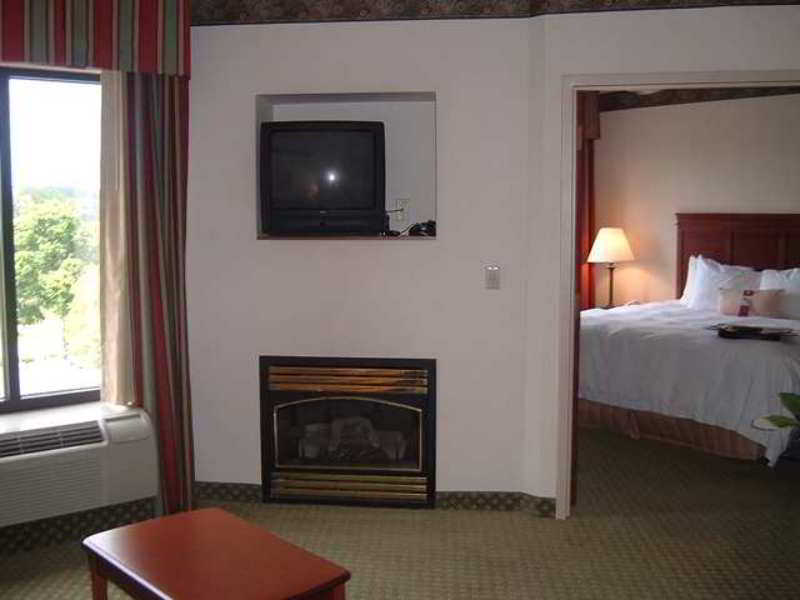 Hampton Inn & Suites Valley Forge/Oaks Phoenixville Habitación foto